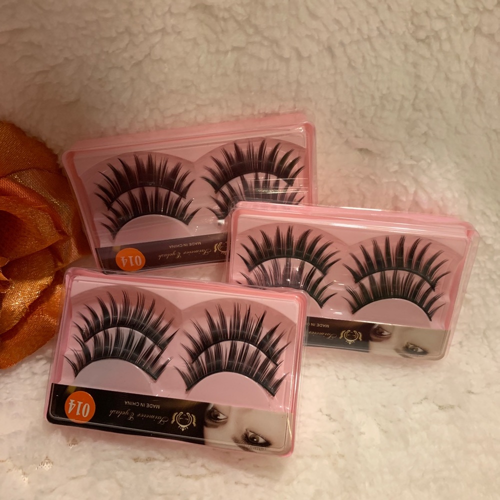 Eyelashes package with glue sold SOLD OUT